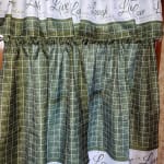 Live, Laugh, Love Tier And Valance Set