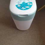 Very handy nappy bin