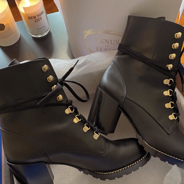 Stuart weitzman chain outlet tall boot